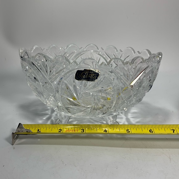 VIOLETTA POLAND HAND CUT 24% LEAD CRYSTAL OVAL FOOTED BOWL - Picture 6 of 9